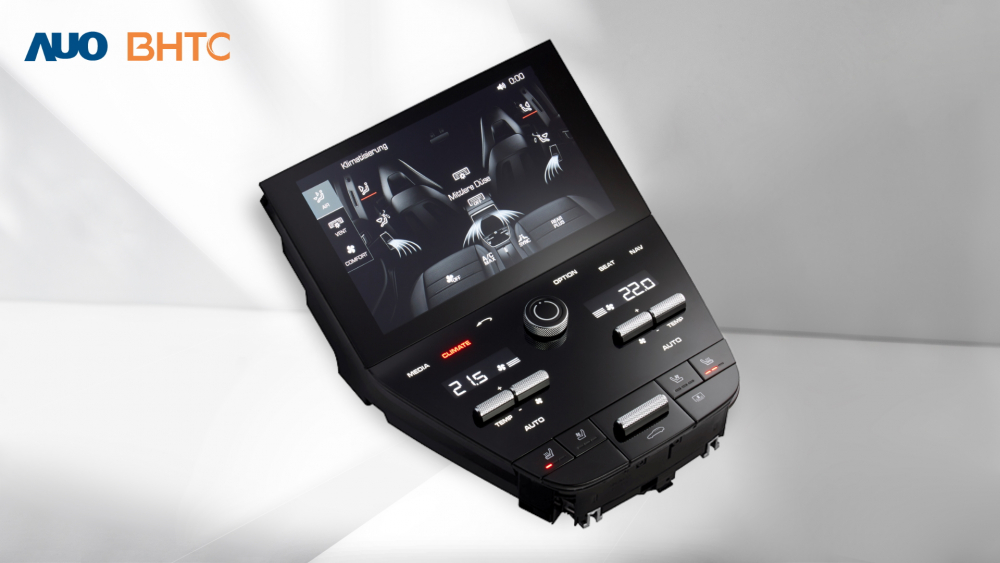 作為友達新生力軍，BHTC所展示的中央與後座鞍部的Display HMI產品，可處理多區恆溫控制、顯示畫面，呈現仿真3D車室分區；以力傳感技術精準傳遞觸感，並結合音量及震動反饋，防止意外啟動，提供使用者自然流暢、直觀且輕鬆駕馭的舒適介面